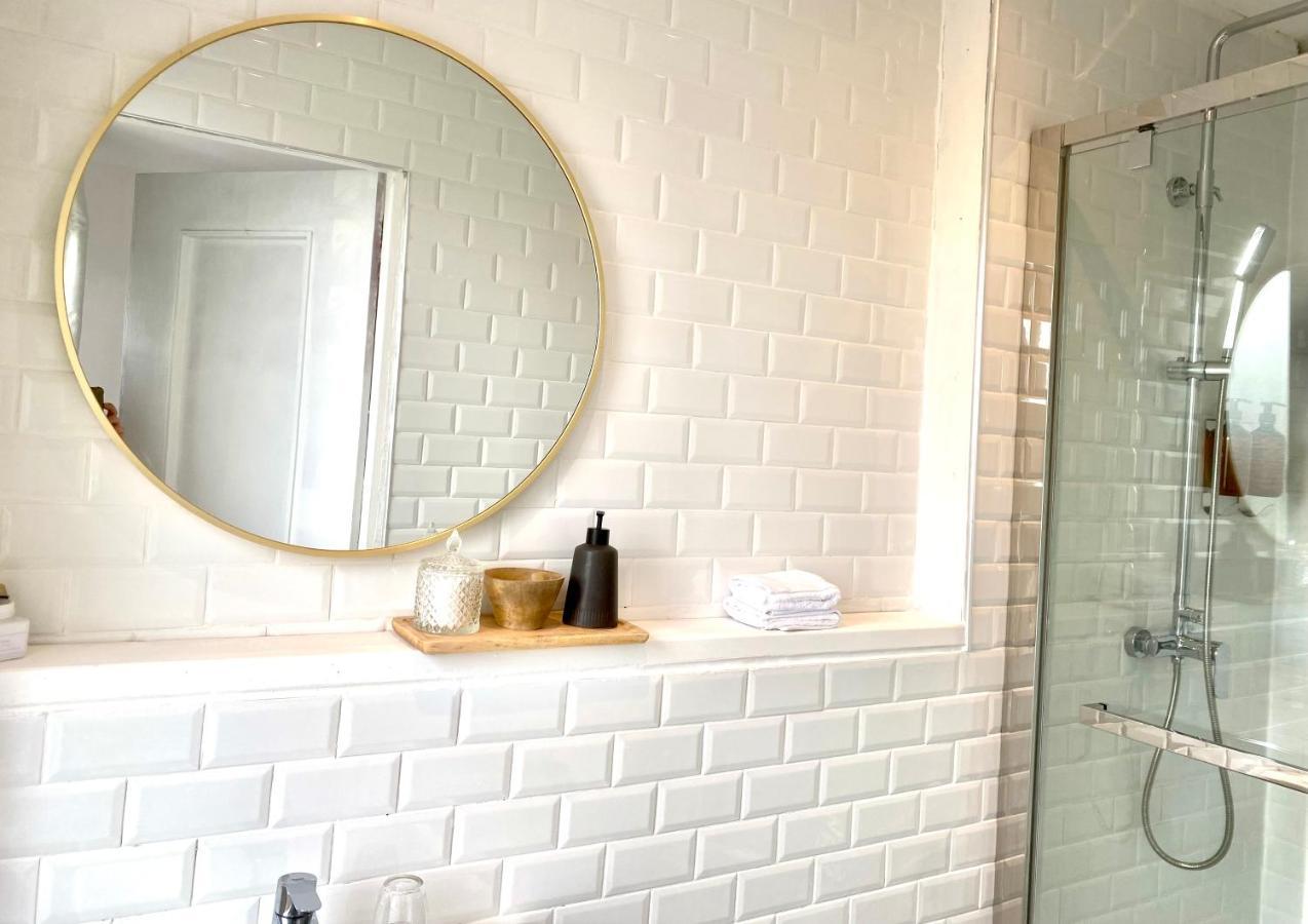 Les Suites Du Beffroi Calais Luaran gambar
